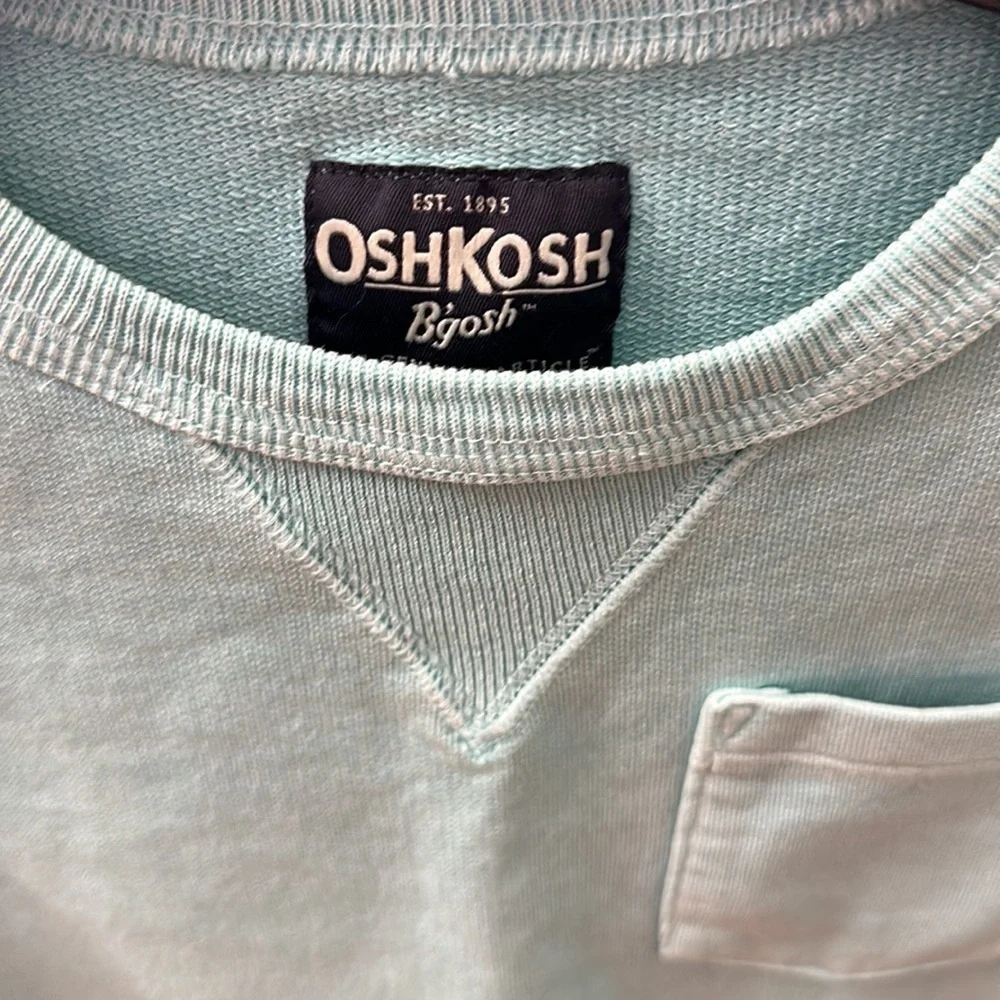 Never worn Oshkosh sweat shirt for boy size 10-12